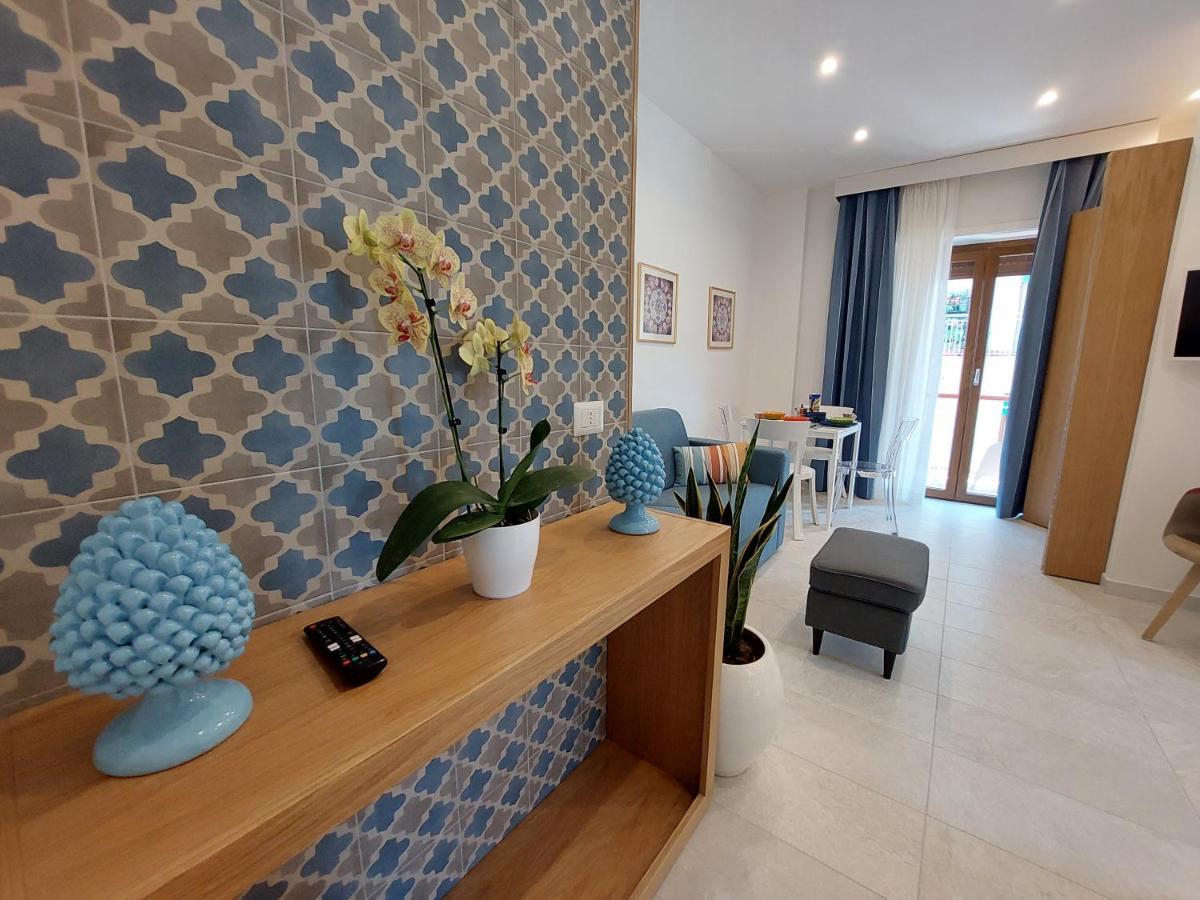 Mistral Luxury Suites Sorrento Exteriör bild