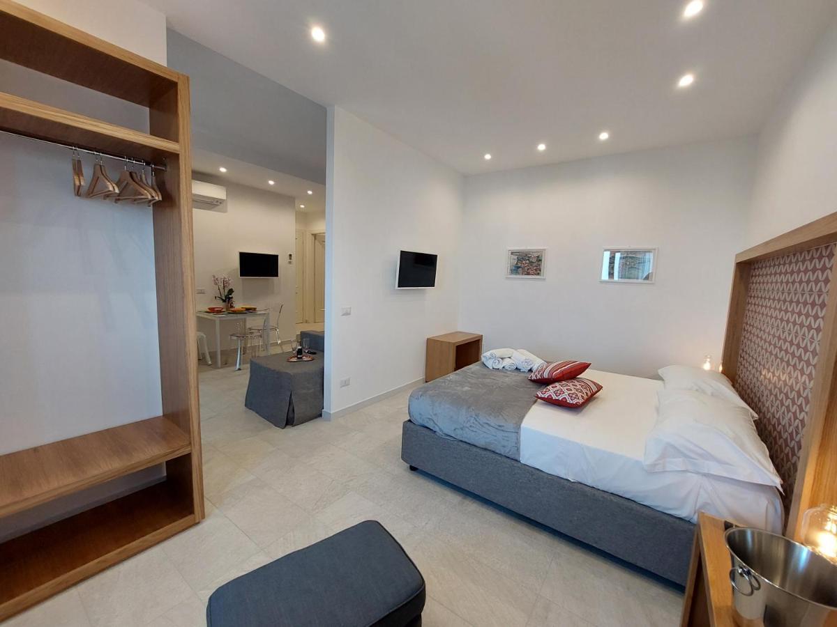 Mistral Luxury Suites Sorrento Exteriör bild