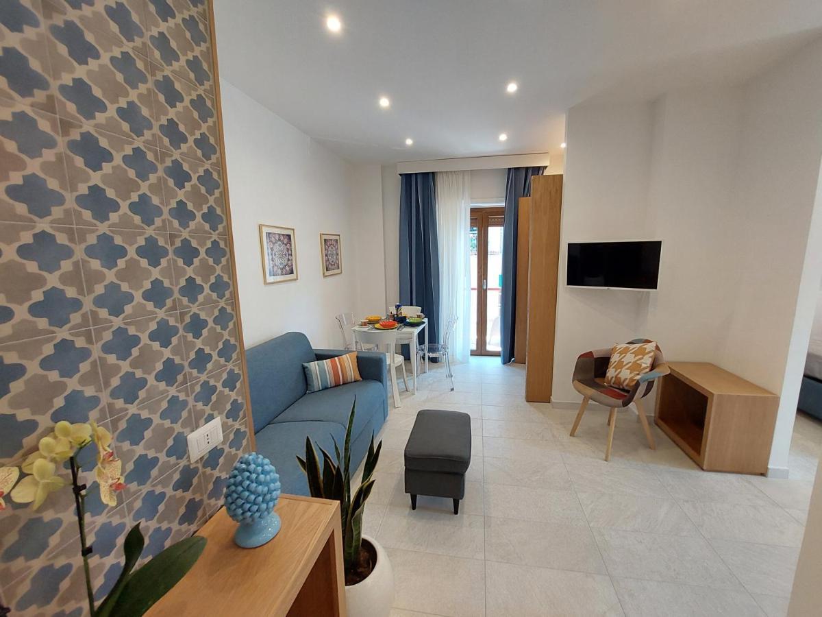 Mistral Luxury Suites Sorrento Exteriör bild